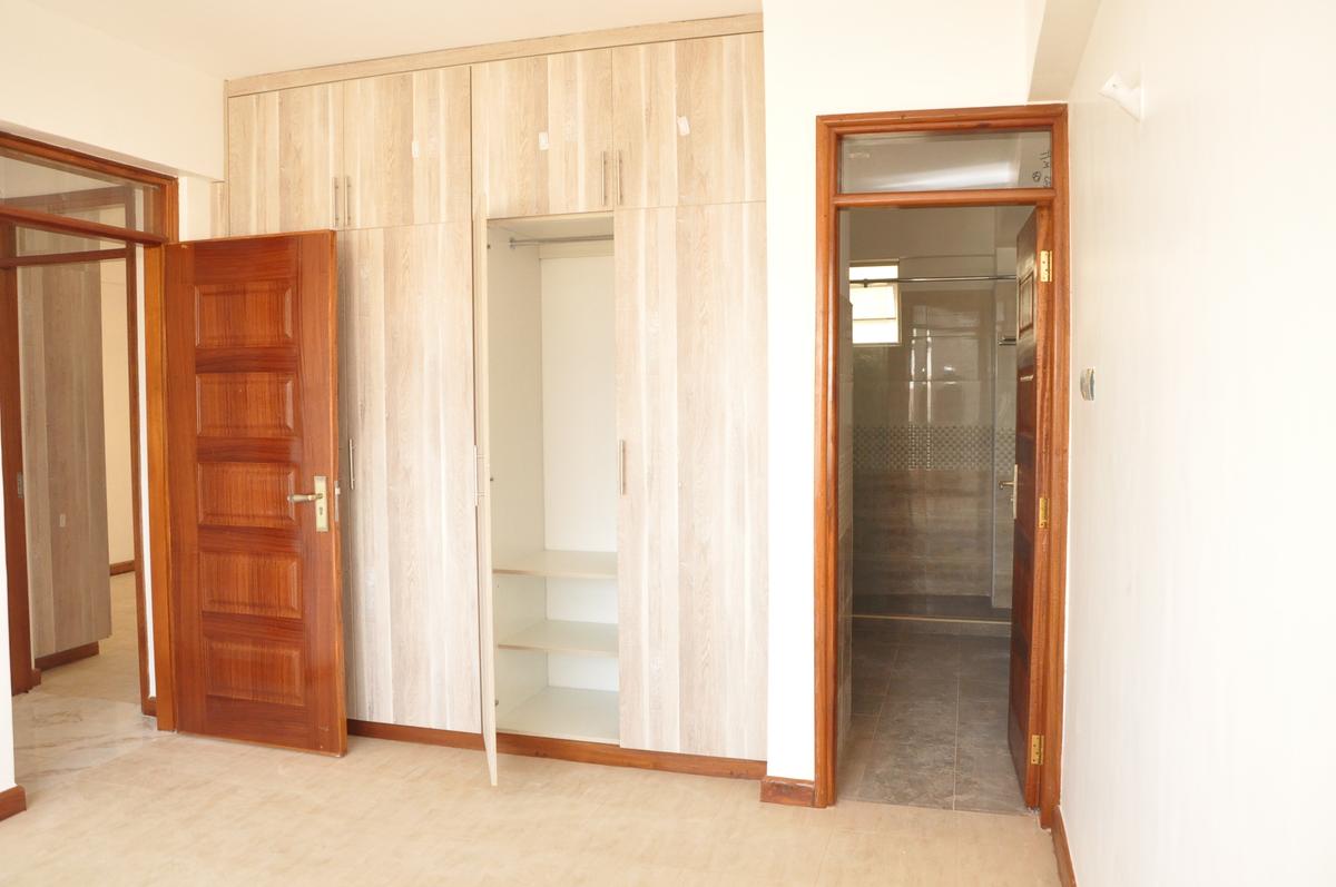 3 Bed Apartment with En Suite at Kiambu Road - 12