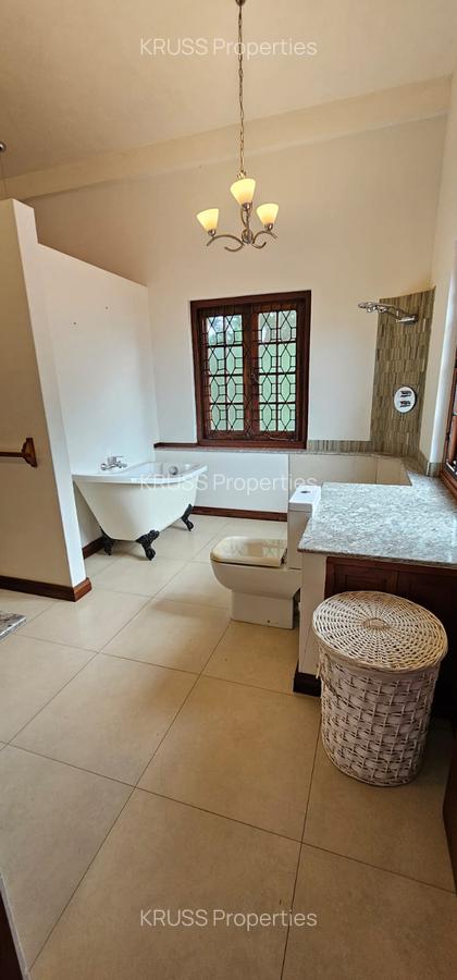 Furnished 2 Bed Apartment with En Suite at Ar174 - 14