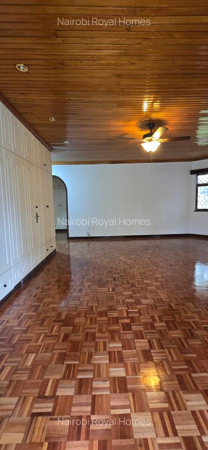 5 Bed House with En Suite at Runda Road - 11