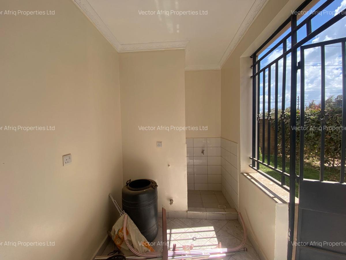 5 Bed House with En Suite in Syokimau - 17