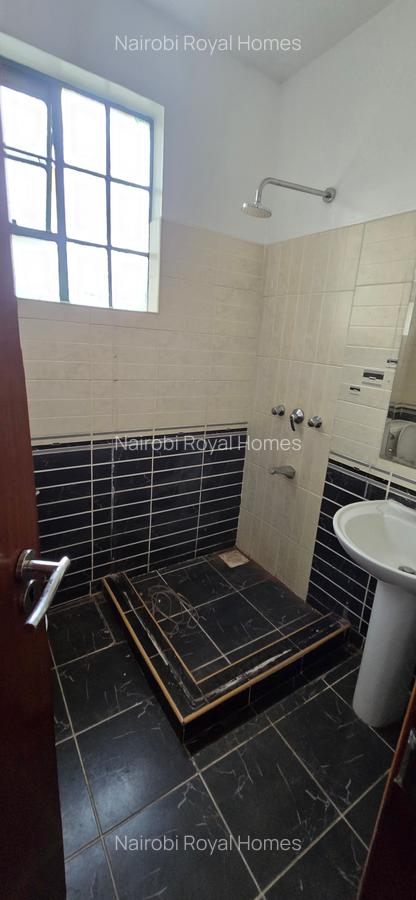 4 Bed Townhouse with En Suite at Kileleshwa Vihiga - 17