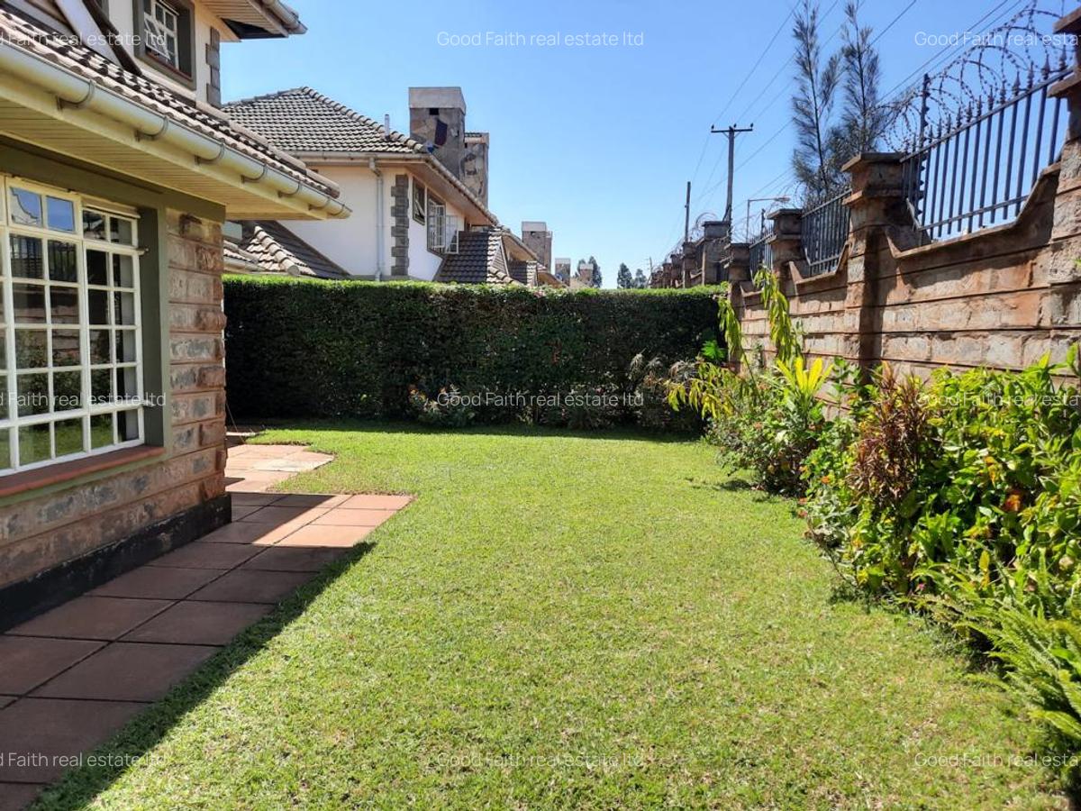 4 Bed Townhouse with En Suite in Kiambu Road - 13
