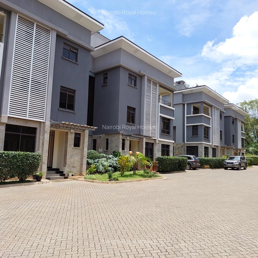 5 Bed Townhouse with En Suite at Lavington Convent Drive - 5