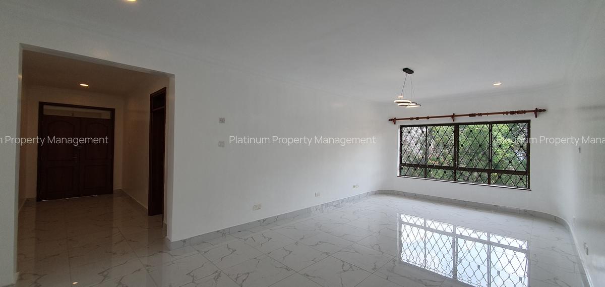 3 Bed Apartment with En Suite in General Mathenge - 9