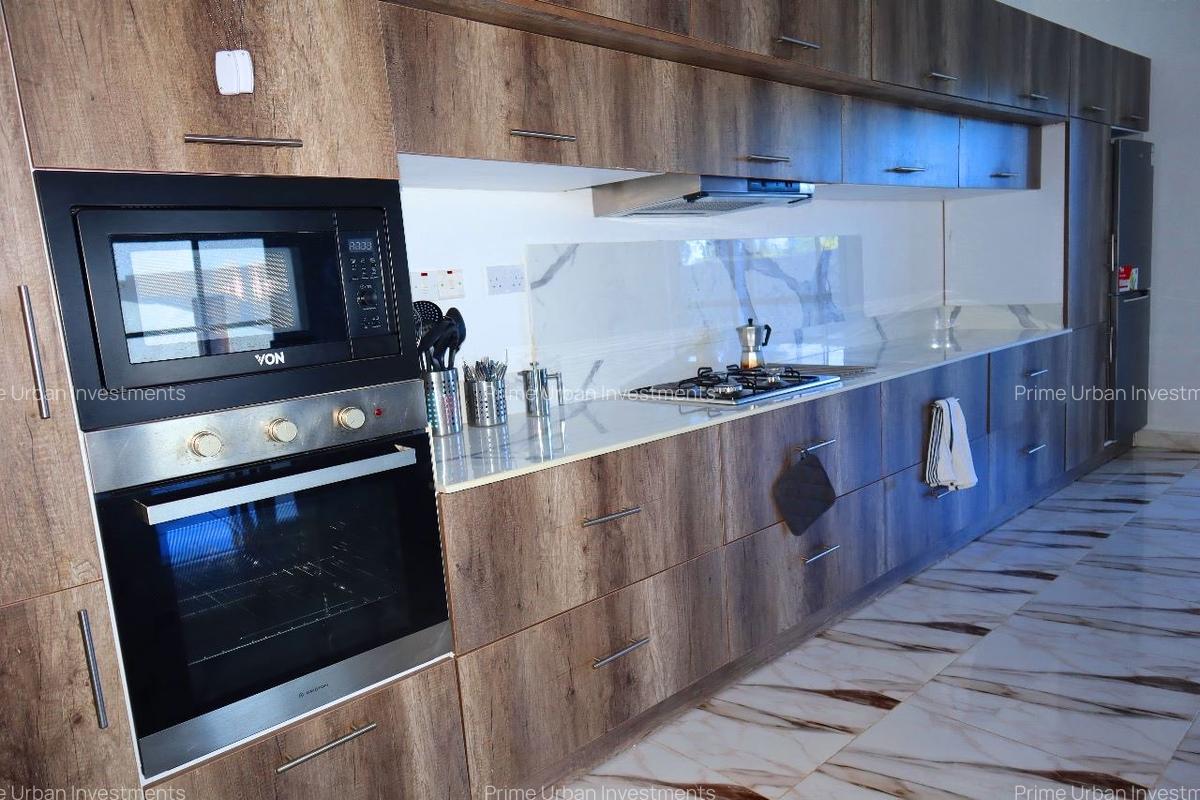 4 Bed Villa with En Suite at Watamu Beach - 17