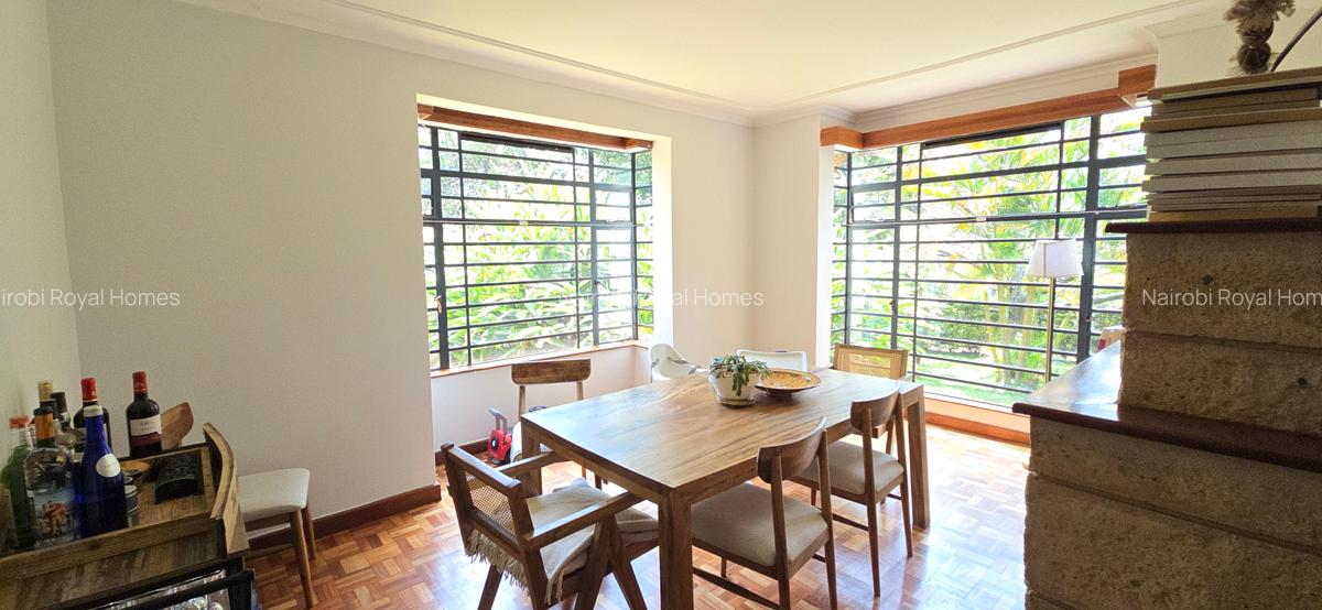 4 Bed House with En Suite at Rosslyn Heghts - 14