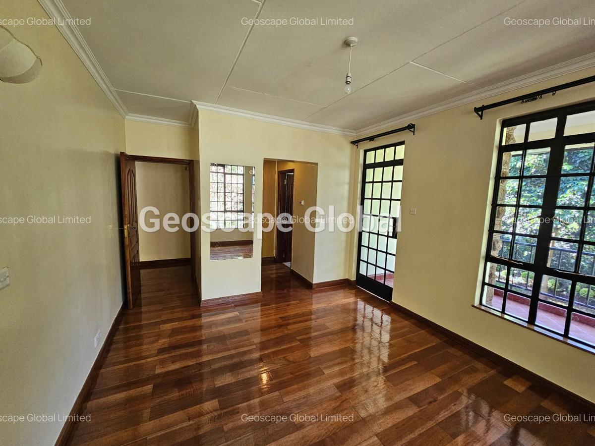 5 Bed House with En Suite in Karen - 4