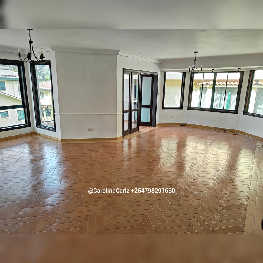 4 Bed Townhouse with En Suite at Brookside Drive - 11