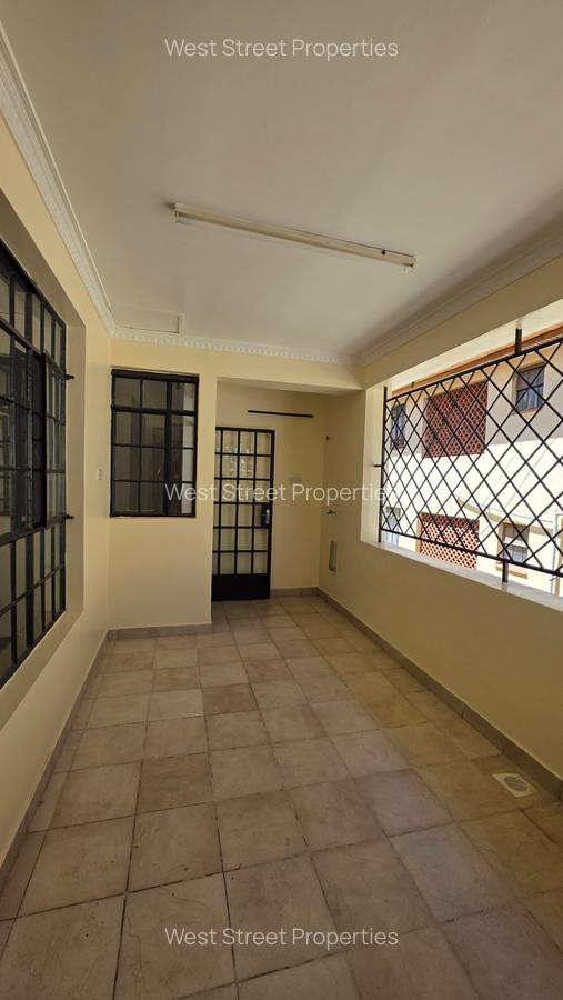 3 Bed Apartment with En Suite at Mbaazi Lane - 15