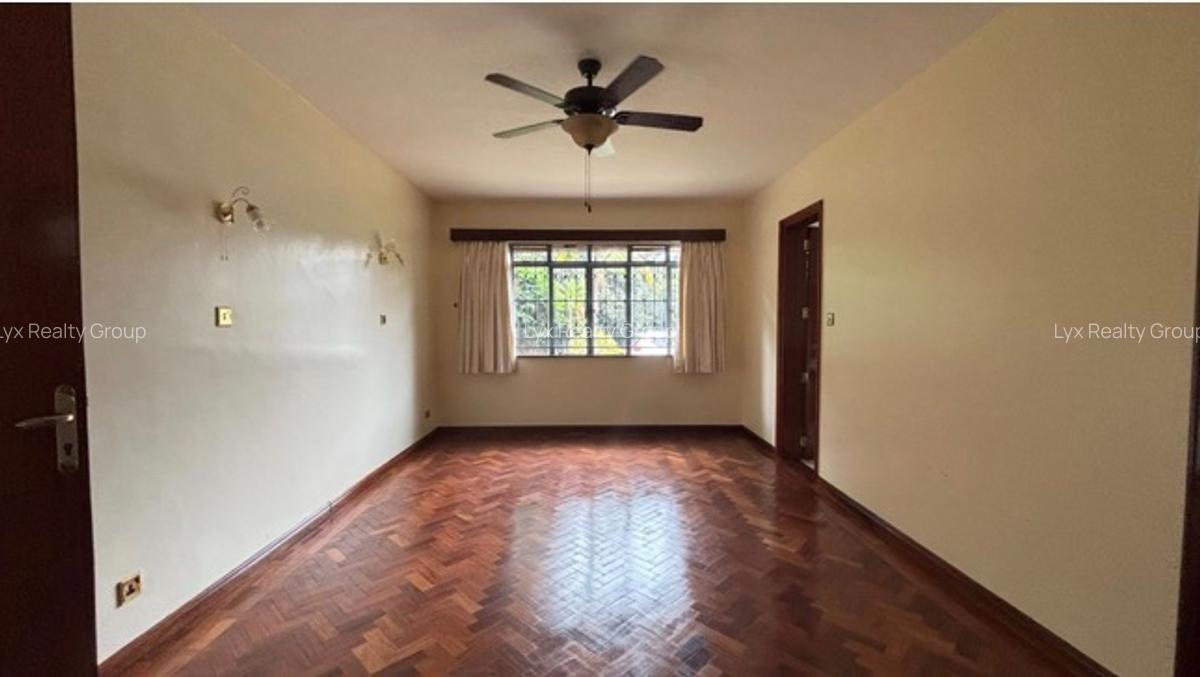 5 Bed Villa with En Suite in Runda - 5