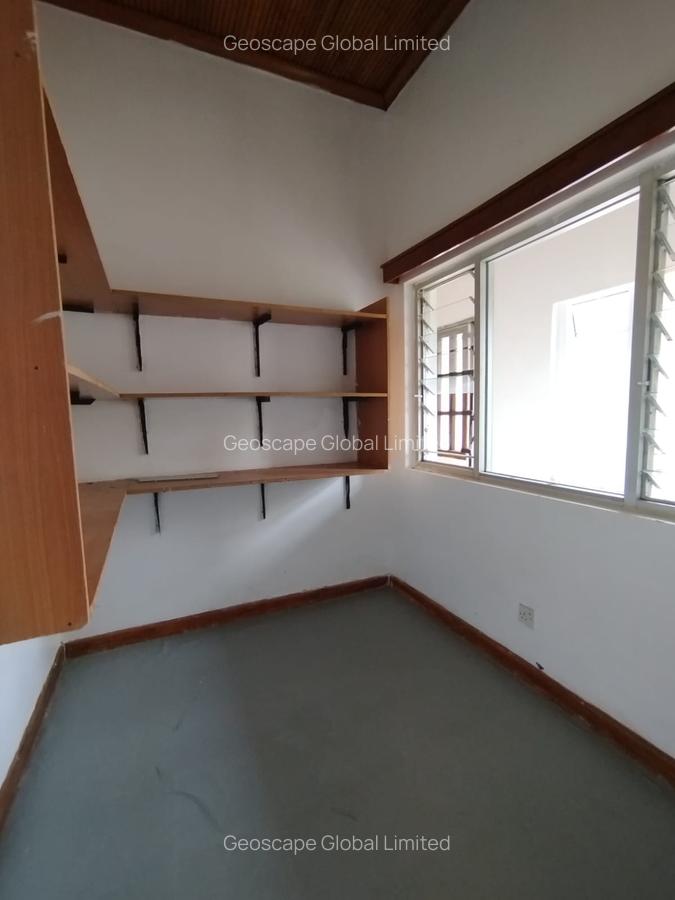 4 Bed House with En Suite in Kiambu Road - 4