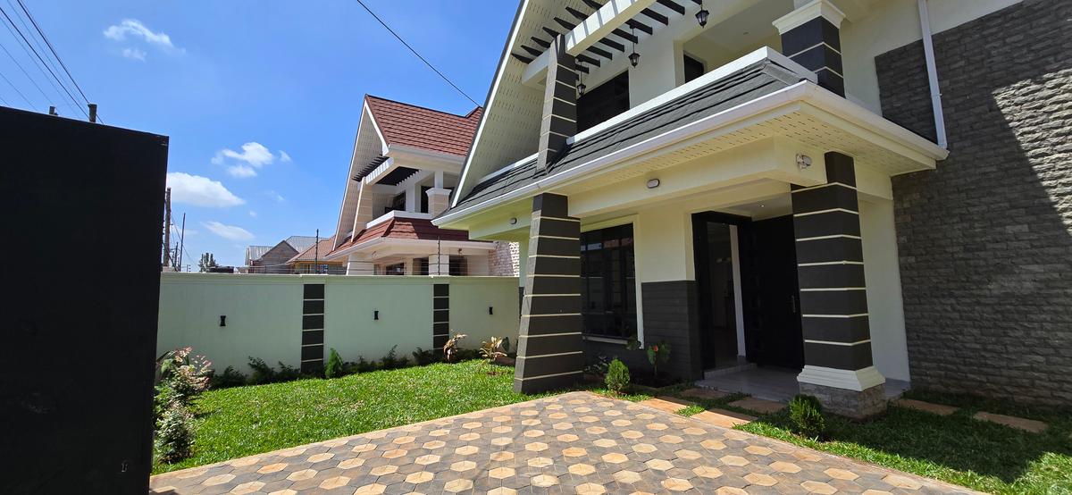 4 Bed Townhouse with En Suite at Northern Bypass - 4