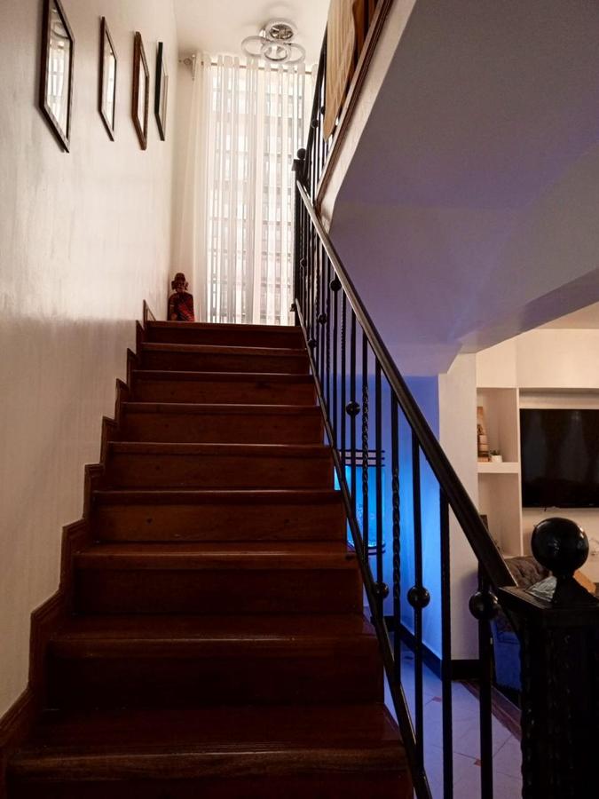 5 Bed Villa with En Suite in Lavington - 6