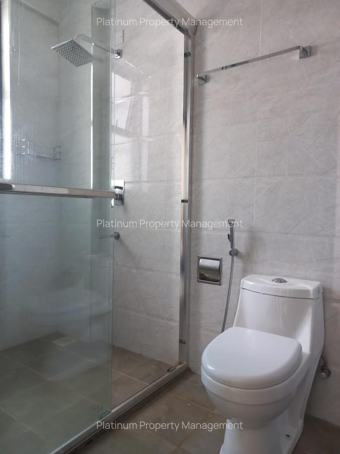 4 Bed Apartment with En Suite at Westlands Rd - 15