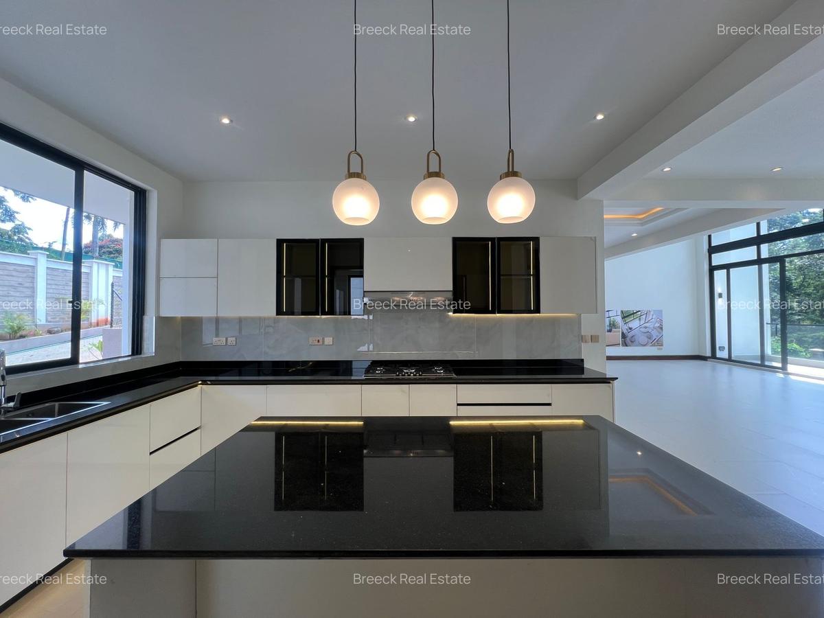 6 Bed Villa with En Suite at Peponi Road - 14