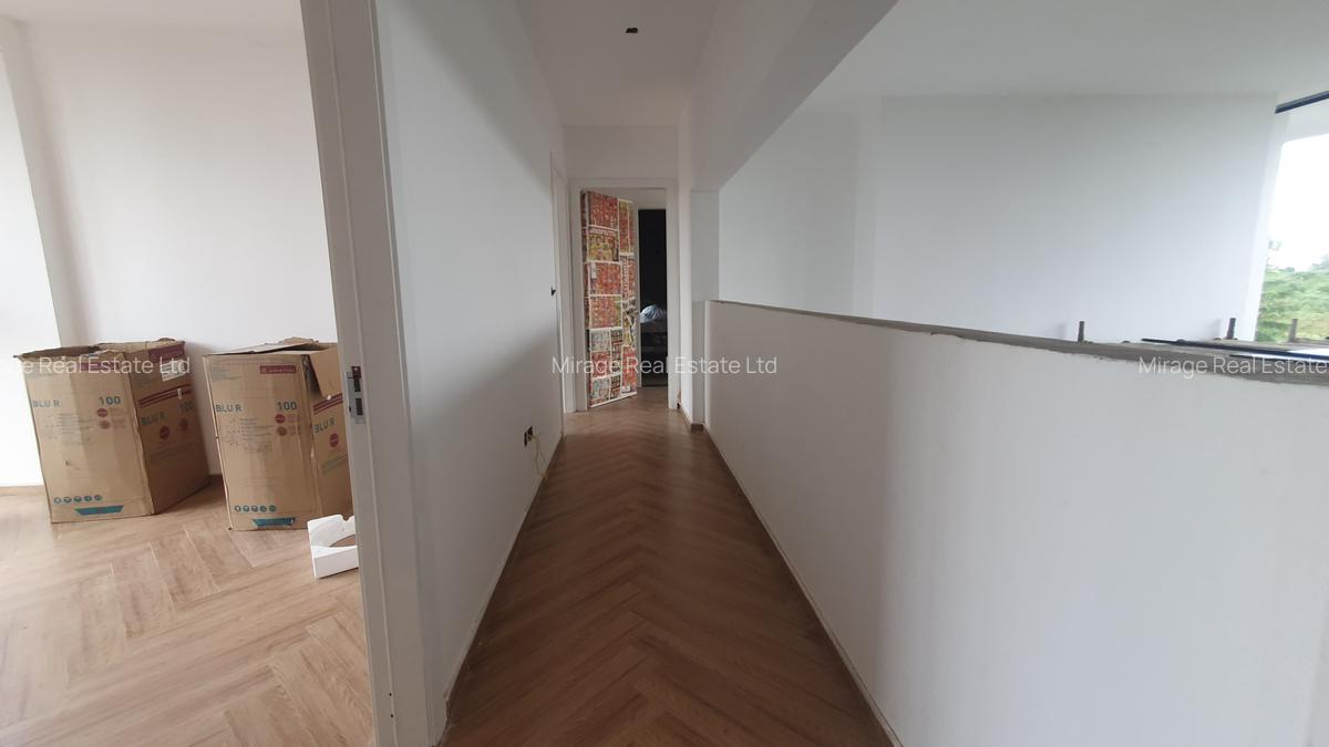 4 Bed Villa with En Suite in Runda - 6