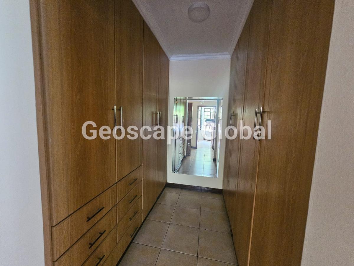 5 Bed House with En Suite in Karen - 11