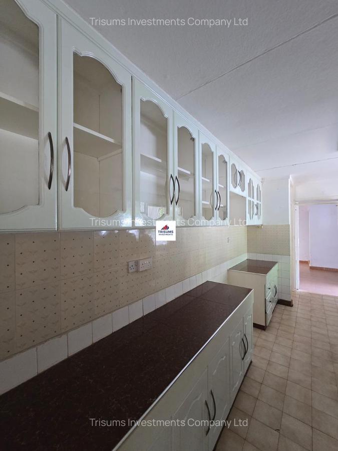 4 Bed House with En Suite in Loresho - 7