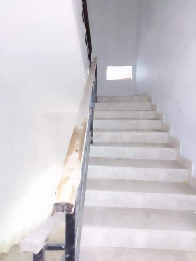 2 Bed Apartment with En Suite in Mtwapa - 12