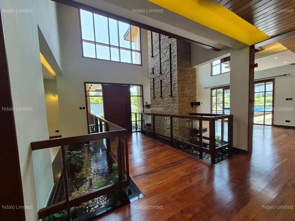 5 Bed House with En Suite at Runda - 14