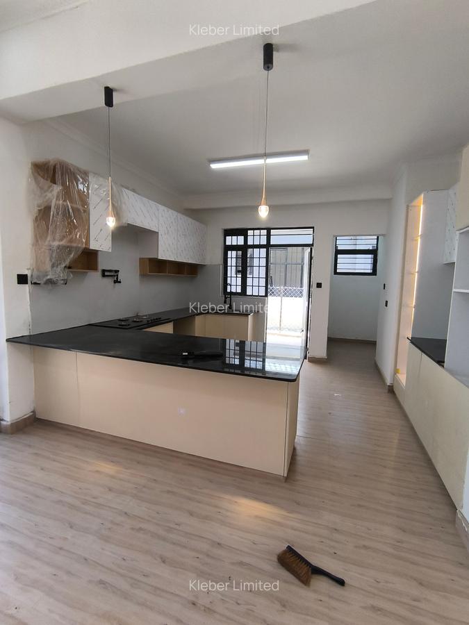 3 Bed House with En Suite in Kitengela - 2