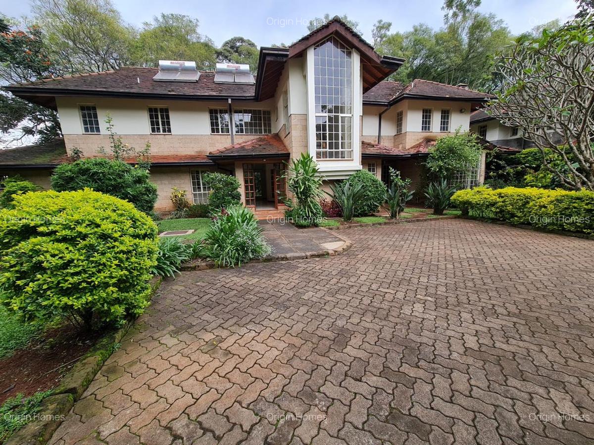 5 Bed House with En Suite at Rosslyn - 18