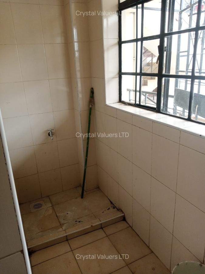 2 Bed Apartment with En Suite at Five-Star Gardens Estate - 9