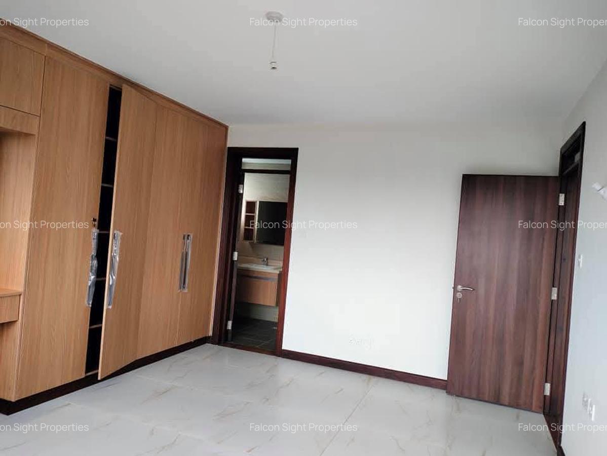 3 Bed Apartment with Gym in General Mathenge - 10