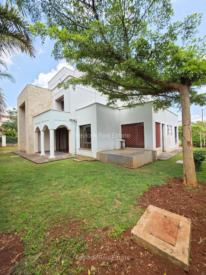 4 Bed Townhouse with En Suite in Lavington - 15