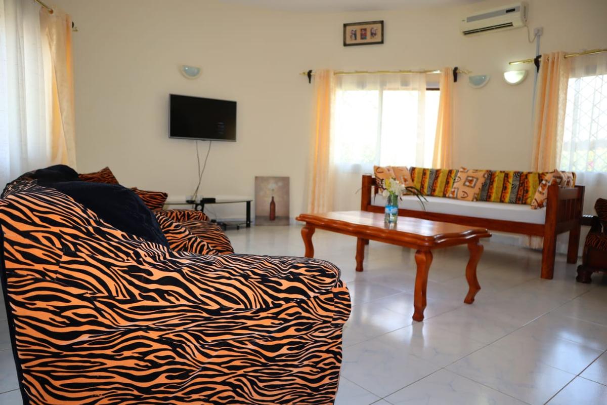 3 Bed Villa with En Suite in Watamu - 5