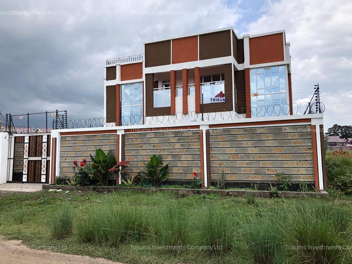 4 Bed House with En Suite in Nakuru - 1