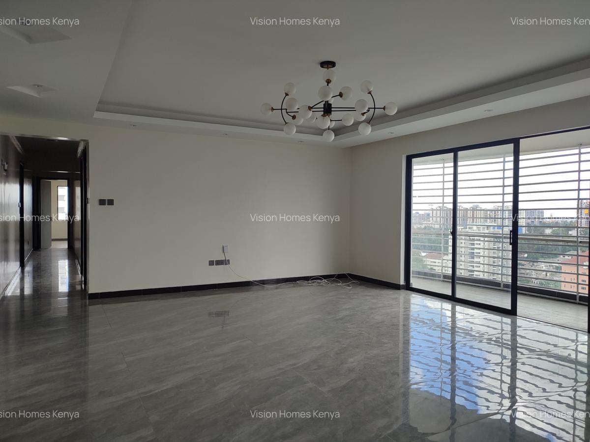 4 Bed Apartment with En Suite in Lavington - 1