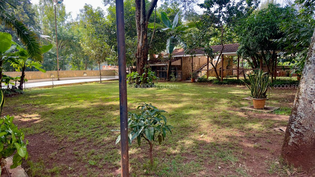 Serviced 2 Bed Apartment with En Suite at Nyari - 10