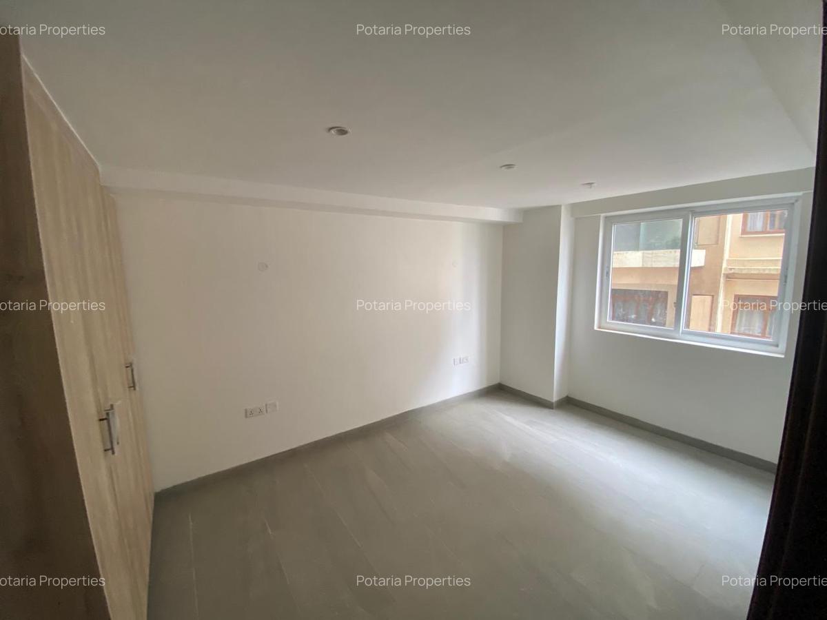 4 Bed Apartment with En Suite in Westlands Area - 4