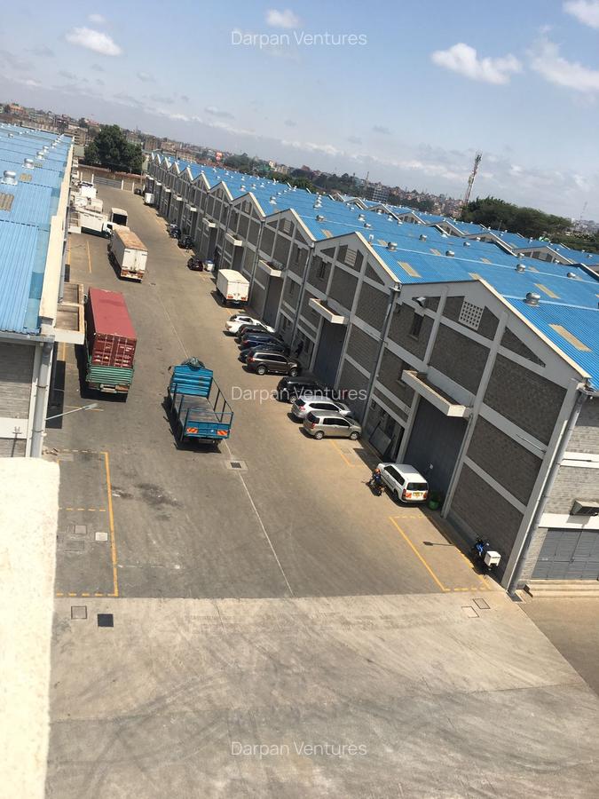 5,940 ft² Warehouse with Service Charge Included in Ruaraka - 3