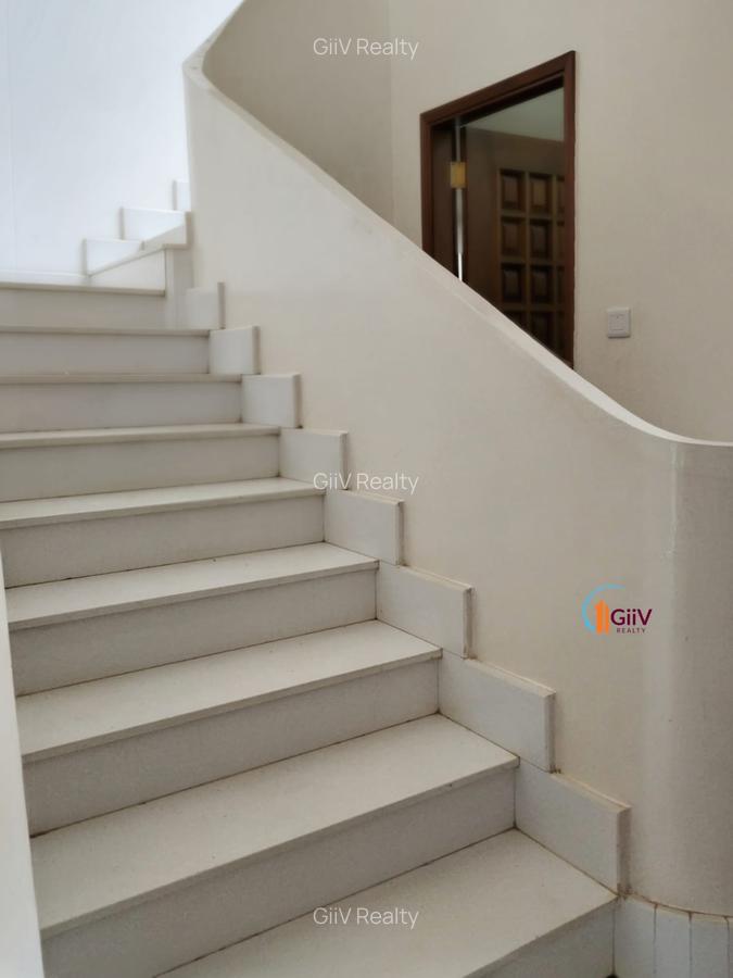 2 Bed House with En Suite in Kitisuru - 8