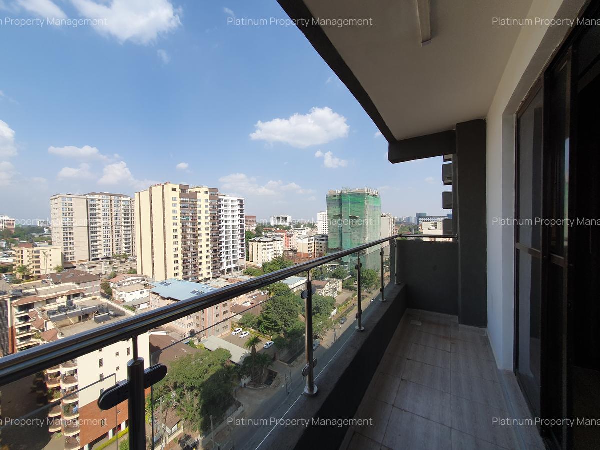 4 Bed Apartment with En Suite in Parklands - 15