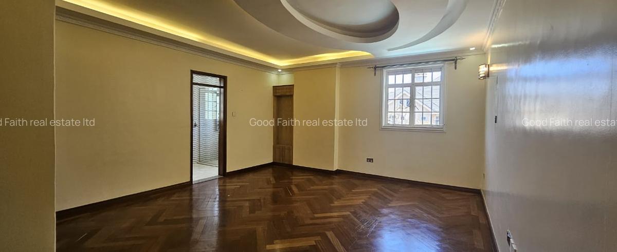 6 Bed House with En Suite in Runda - 14