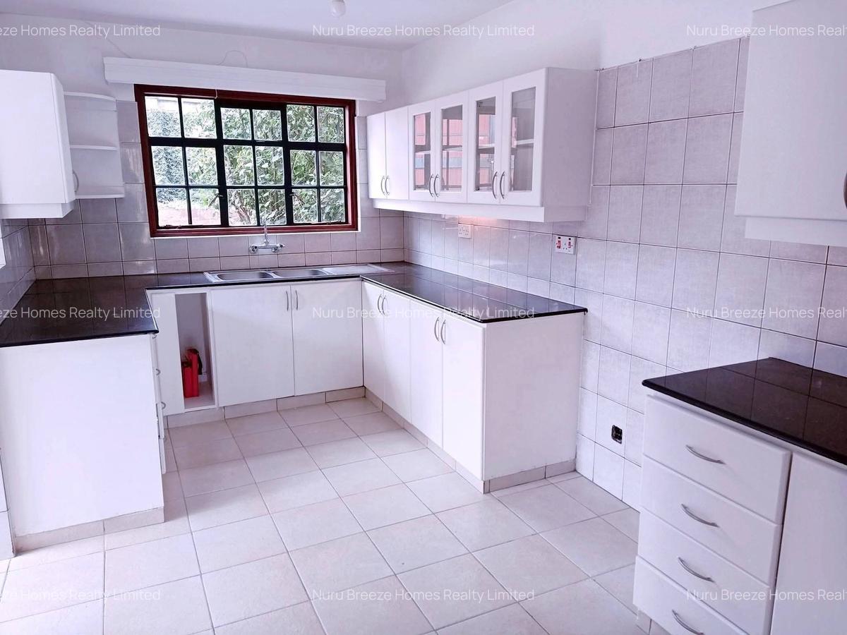 3 Bed Townhouse with En Suite in Runda - 18