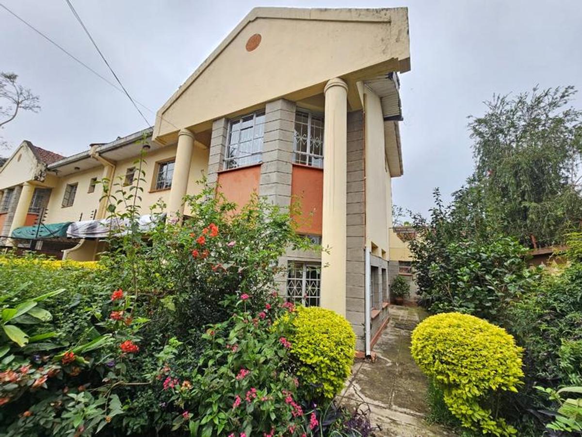 5 Bed Townhouse with En Suite at Lavington Mall - 1