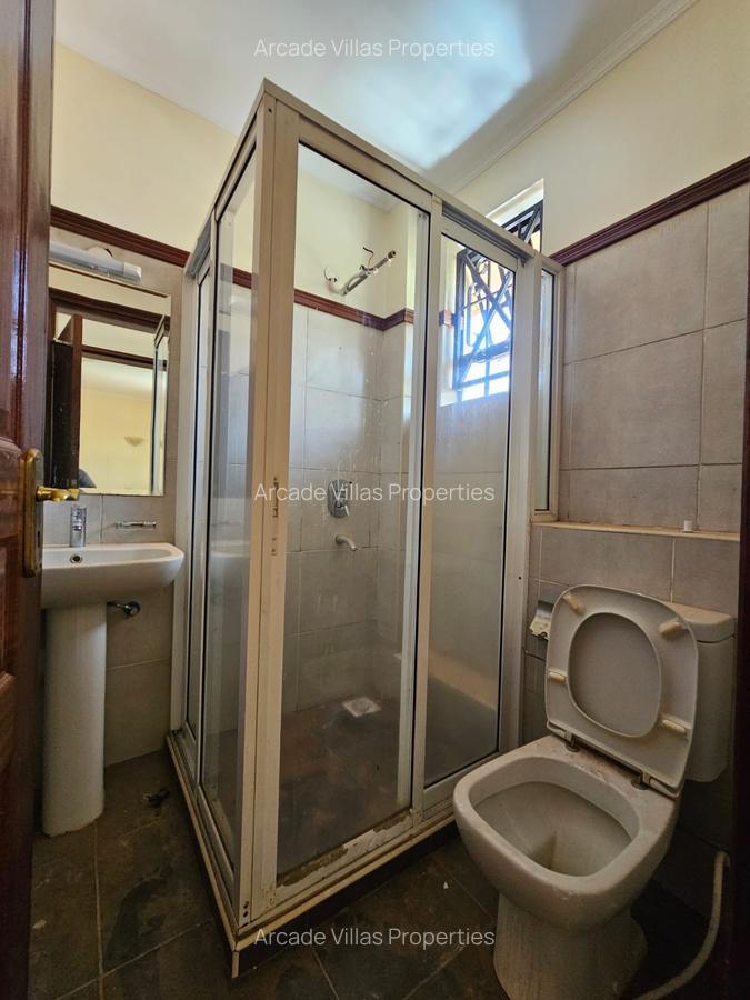 5 Bed Townhouse with Staff Quarters in Lavington - 7