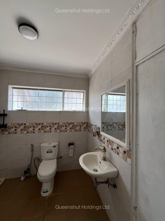 Commercial Property with Service Charge Included in Ngong Road - 5