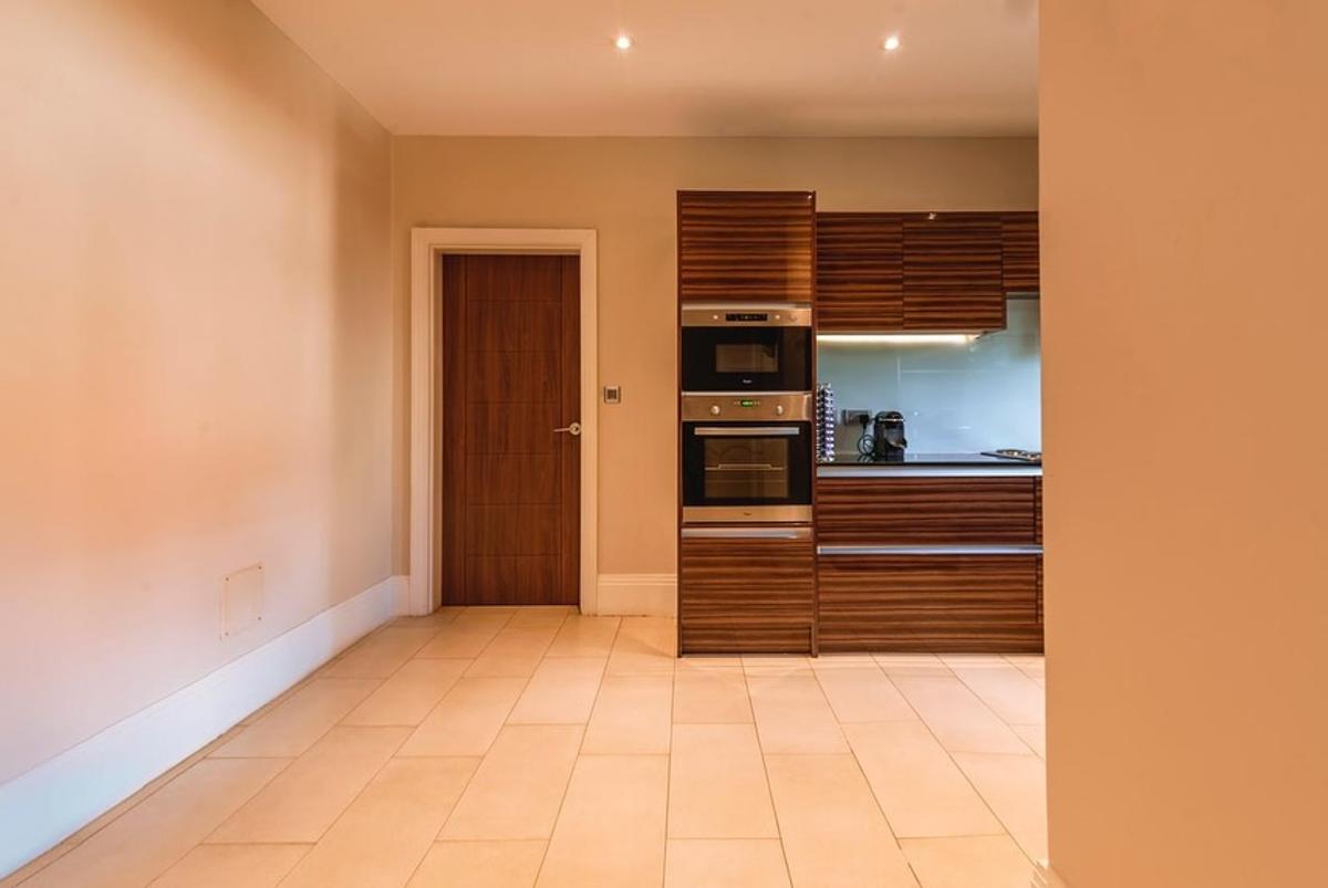 3 Bed Apartment with En Suite at Westlands - 2