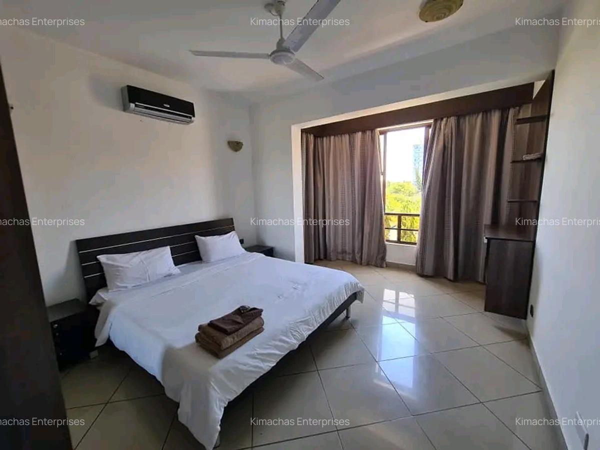 3 Bed Apartment with En Suite at Moyne Drive - 14