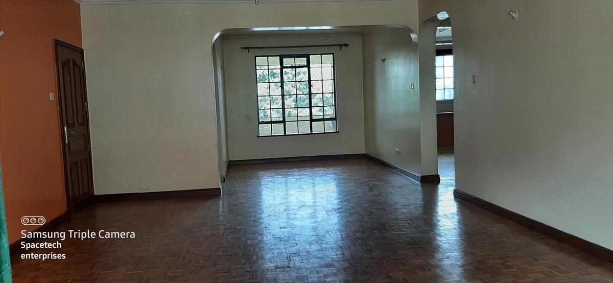 3 Bed Apartment with En Suite in Lavington - 7