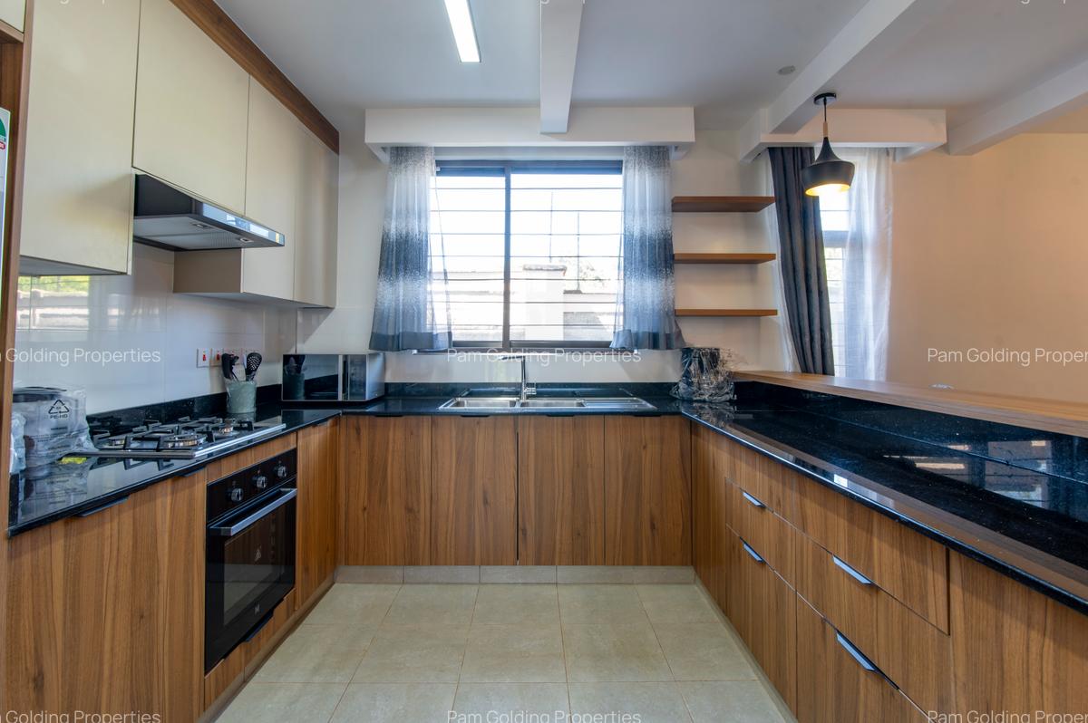 2 Bed House at Ridgeways Road - 5