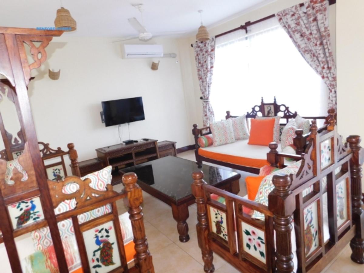 Serviced 3 Bed Apartment with En Suite in Bamburi - 10