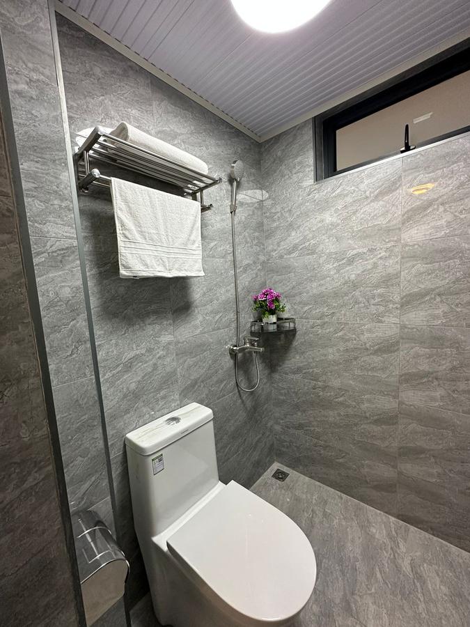 2 Bed Apartment with En Suite in Kilimani - 8