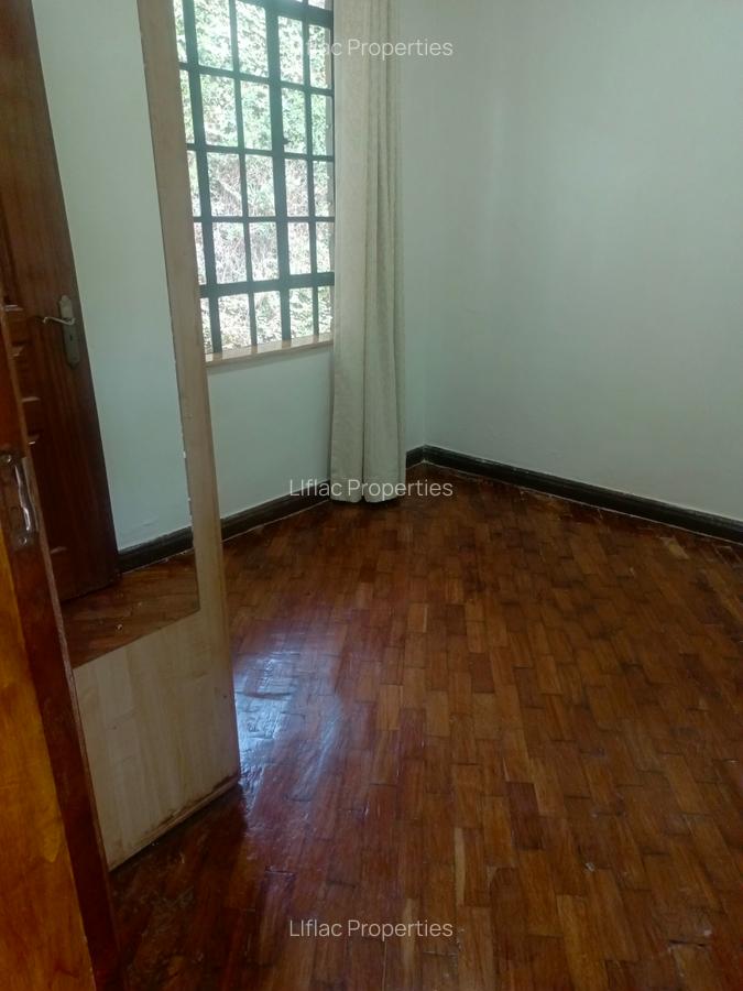 2 Bed House with Garden in Nyari - 14