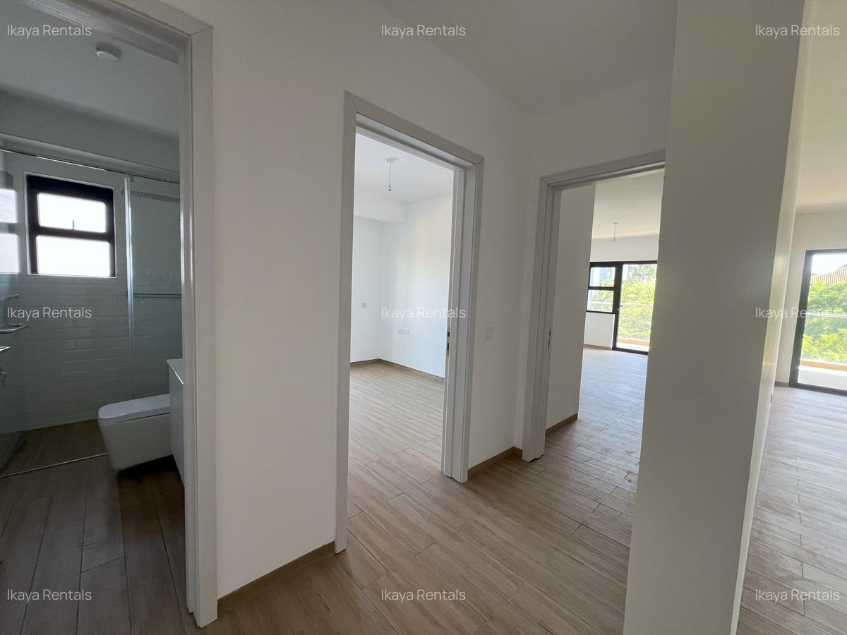 3 Bed Apartment with En Suite at Othaya Road - 10